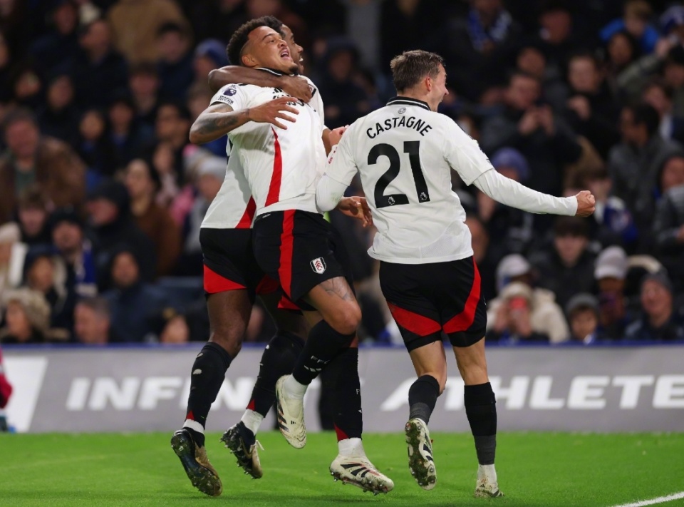 扑克里哪些牌型要谨慎（哪些扑克牌型需要小心应对）