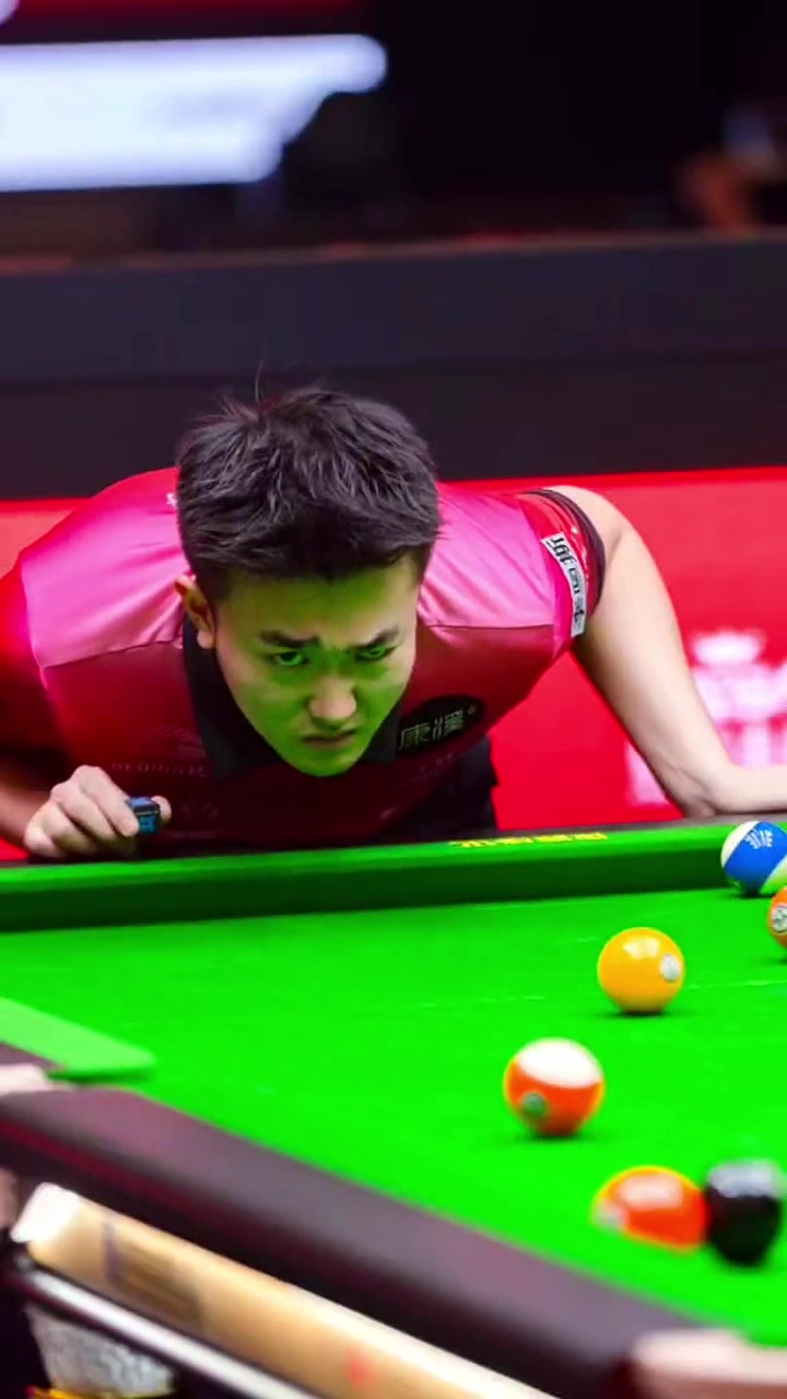 携手走向更 携手走向更